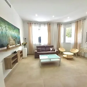 https://dani-home.hotelsincadiz.net
